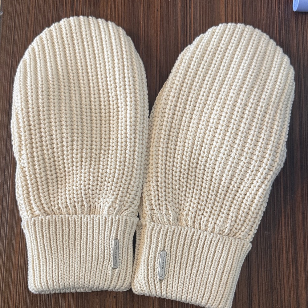 Love Your Melon Ivory Knit Mittens